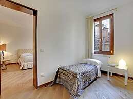 Grimaldi Apartments  - Scala Reale