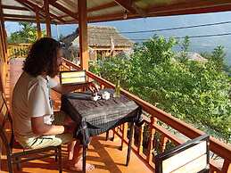 Lenh Family House - Hostel