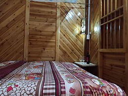 Lenh Family House - Hostel