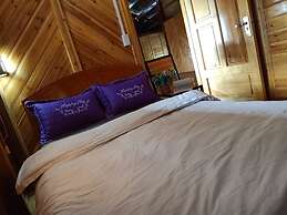 Lenh Family House - Hostel