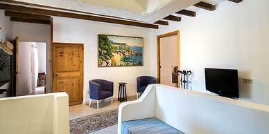 Village House Can Llorito