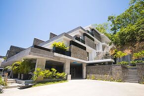 Luxury Hillside Residence at Bangtao
