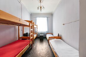 Hostels Let's Go Here