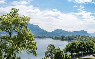 Bluelake Inn - Ostello