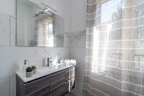 King Arthur's Houses