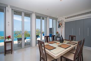 Beautiful 3-Bedroom Villa at Surin Beach