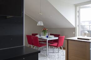 2ndhomes 2BR Penthouse with Balcony and Sauna