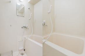 AFP Shimanouchi J Apartment