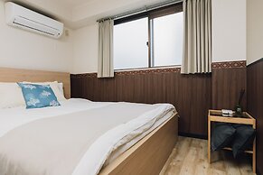 AFP Shimanouchi J Apartment