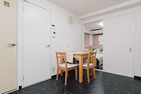 AFP Shimanouchi J Apartment