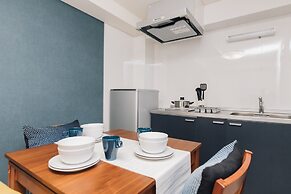 AFP Shimanouchi J Apartment