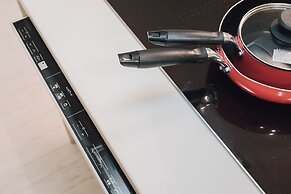 Higobashi AFP Luxury Apartment