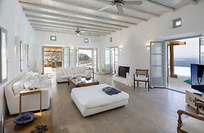 Villa Mykonian Blue