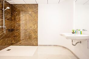 MyFlats Luxury Downtown