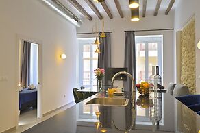 MyFlats Luxury Downtown