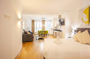 MyFlats Luxury Downtown