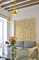 MyFlats Luxury Downtown