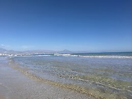 MyFlats Luxury Downtown