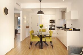 MyFlats Luxury Downtown