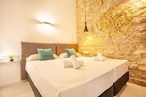 MyFlats Luxury Downtown