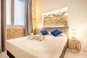 MyFlats Luxury Downtown