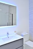 MyFlats Luxury Downtown