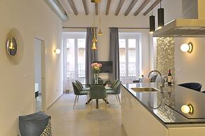 MyFlats Luxury Downtown