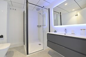 MyFlats Luxury Downtown