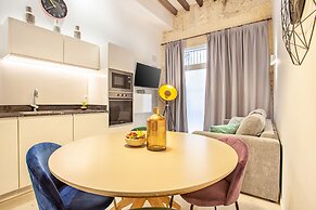 MyFlats Luxury Downtown