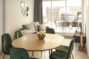 MyFlats Luxury Downtown