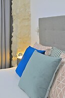 MyFlats Luxury Downtown