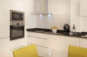 MyFlats Luxury Downtown