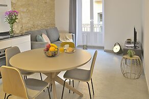 MyFlats Luxury Downtown