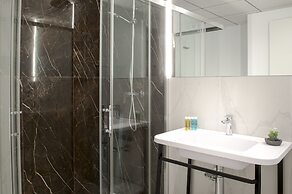 MyFlats Luxury Downtown