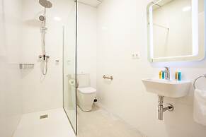 MyFlats Luxury Downtown