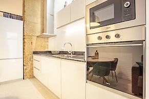 MyFlats Luxury Downtown