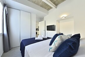 MyFlats Luxury Downtown