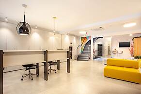 MyFlats Luxury Downtown