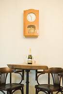 Emigrants on Fontanka