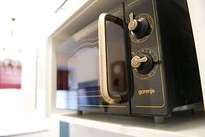 Emigrants on Fontanka