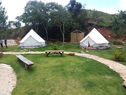 Ankroet Camp Da Lat