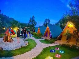 Ankroet Camp Da Lat