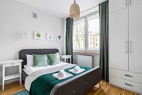 Teatr Wielki 2-Bedroom Apartment