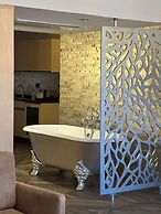 Enki Royal Cesme Hotel