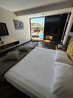 Enki Royal Cesme Hotel