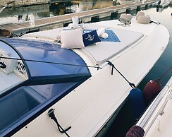 Desirè Charming House Boat