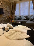 Nova Park Hotel & Suite