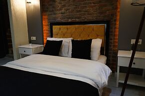 Nova Park Hotel & Suite