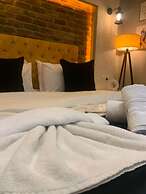 Nova Park Hotel & Suite