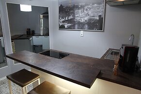 Apartment Caplex